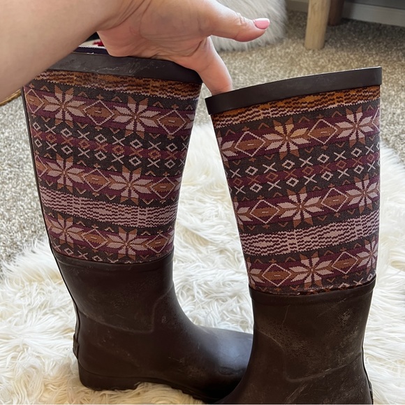 Ugg | Dark Mauve Patterned Rainboots - Picture 3 of 11